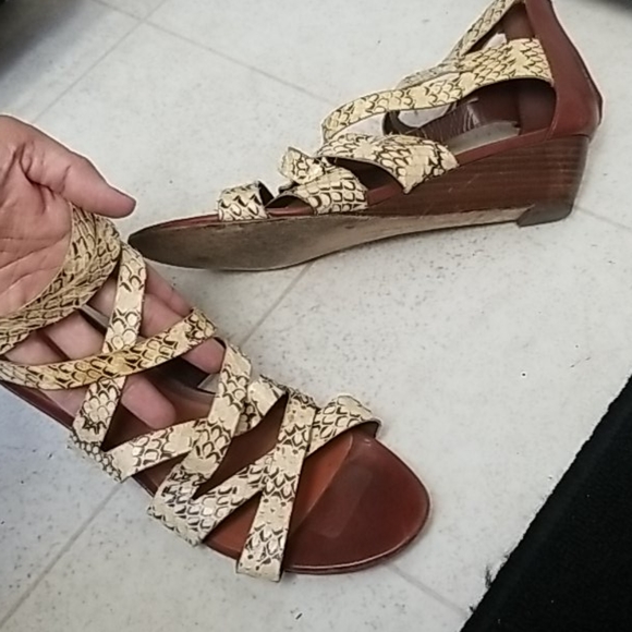 REBECCA MINKOFF strappy sandals - Picture 3 of 8